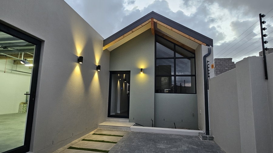 3 Bedroom Property for Sale in Sandown Western Cape
